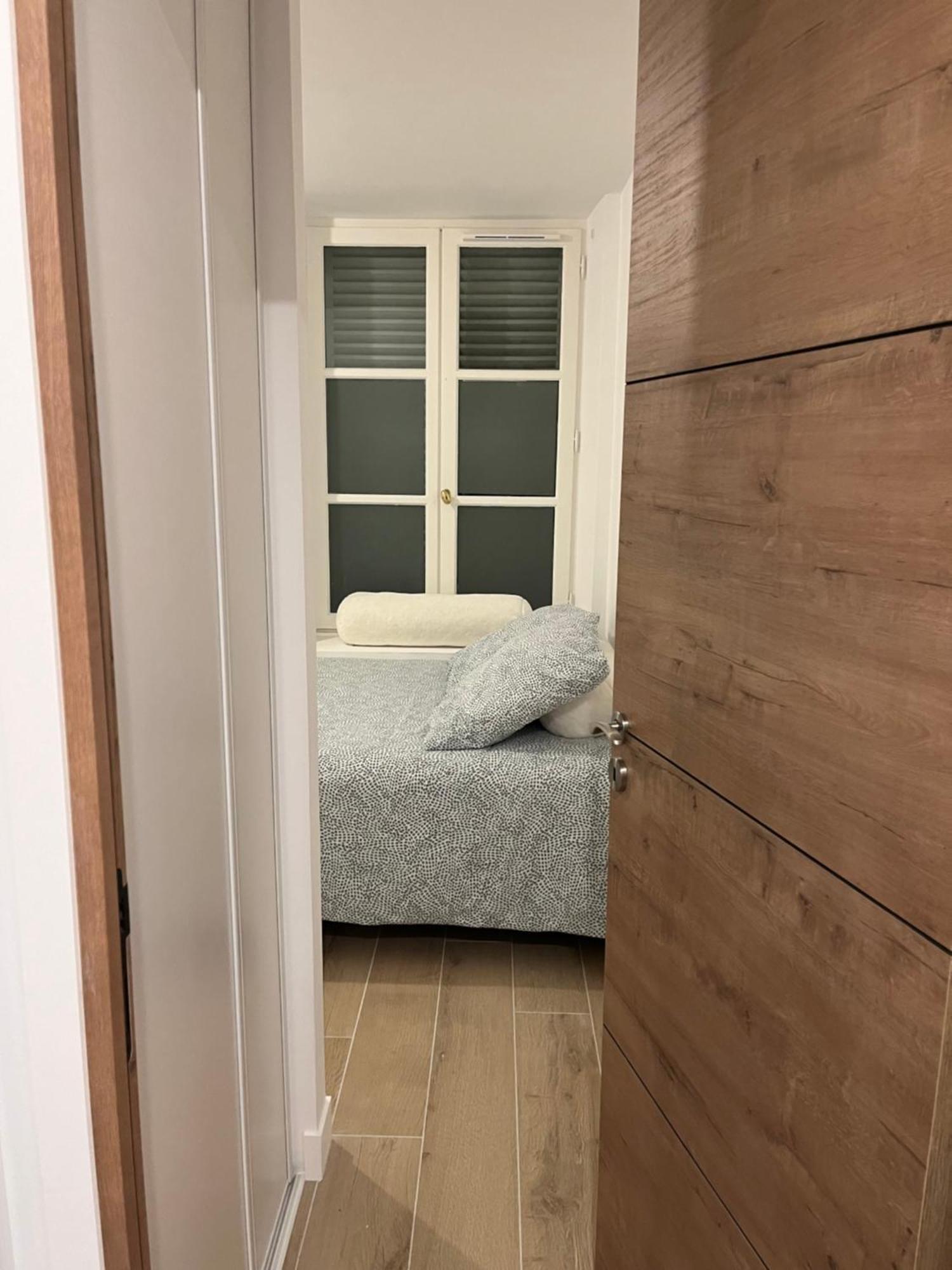 Chambre Chez Habitant Douche Wc Prives - Calme - Terrasse サン＝ジェルマン＝アン＝レー エクステリア 写真